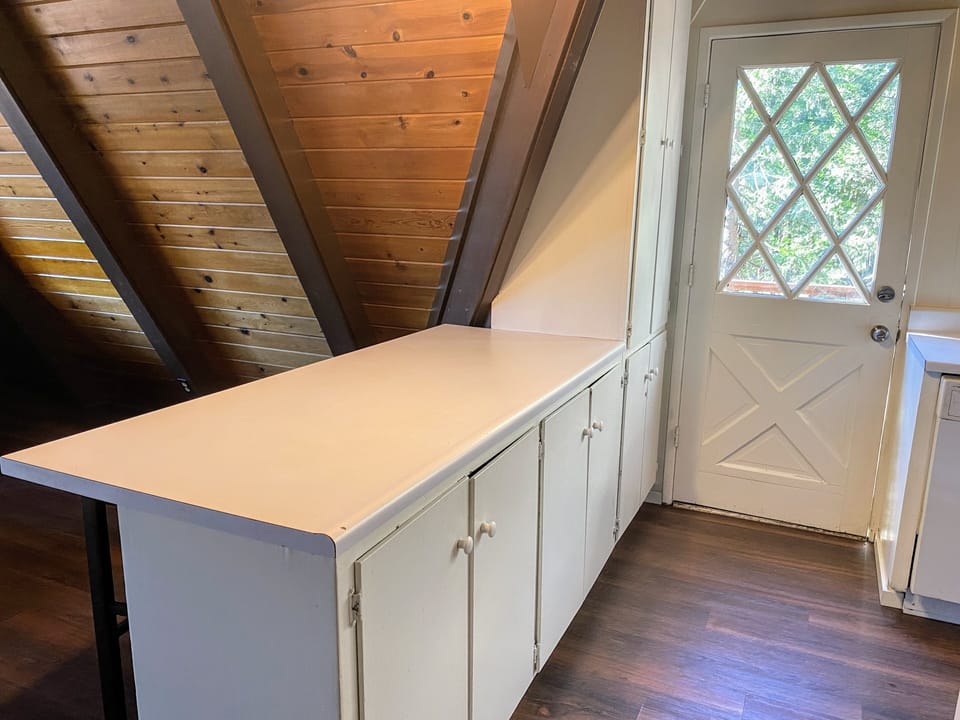 Kitchen island