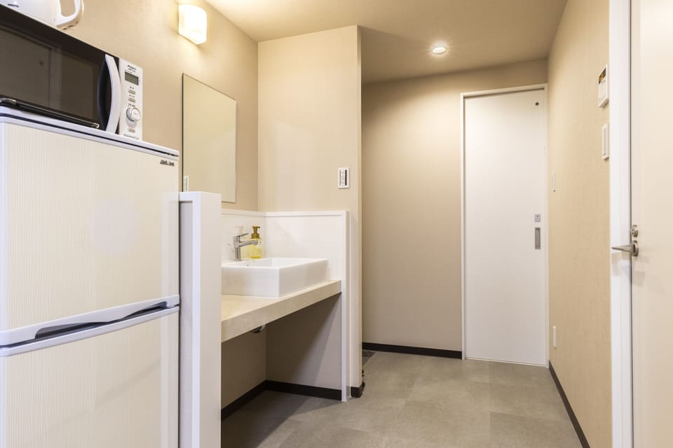 Basic Twin Room