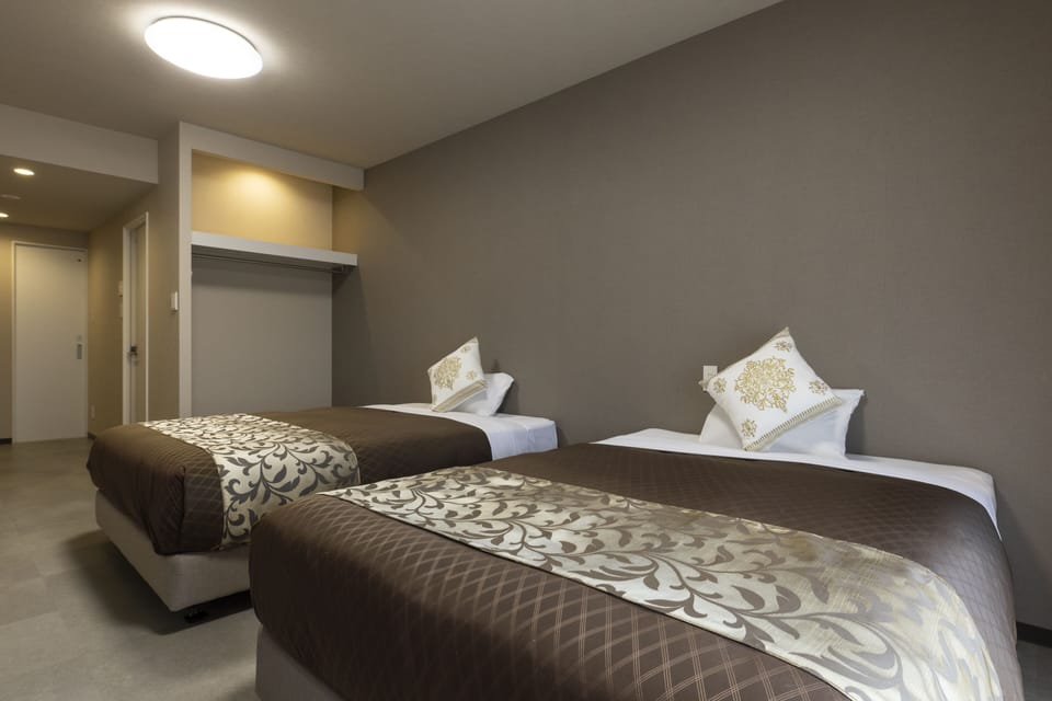 Basic Twin Room