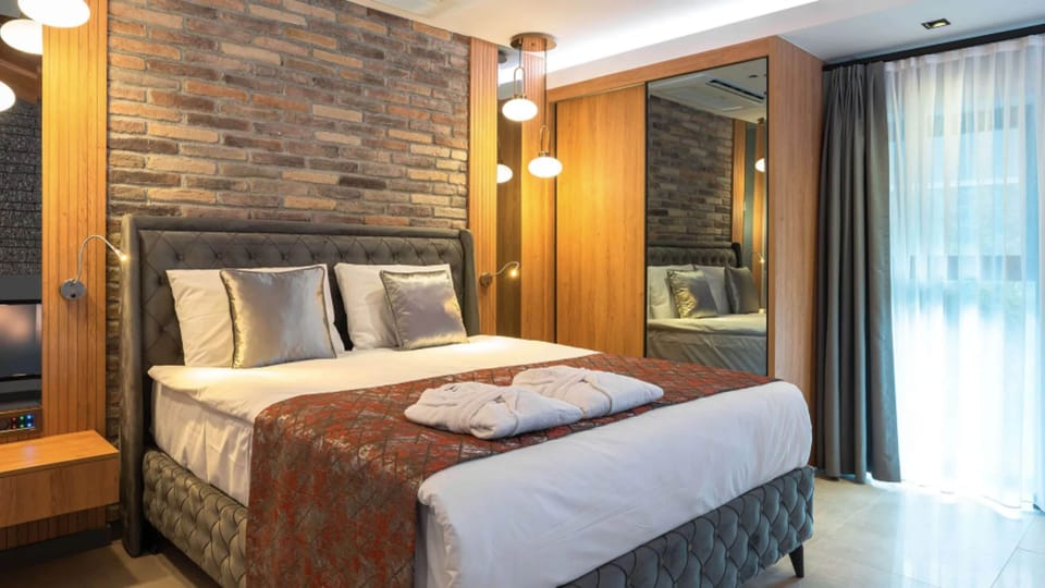 Premium Villa, 2 Bedrooms, Garden View | Egyptian cotton sheets, premium bedding, minibar, in-room safe