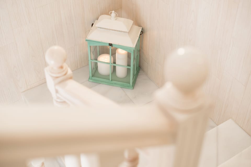 Handrails in stairways