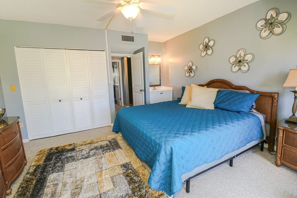 St. Augustine Beach Rentals Master Bedroom