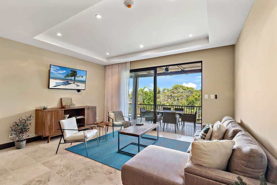 Spacious, and full of light, your home away from home.