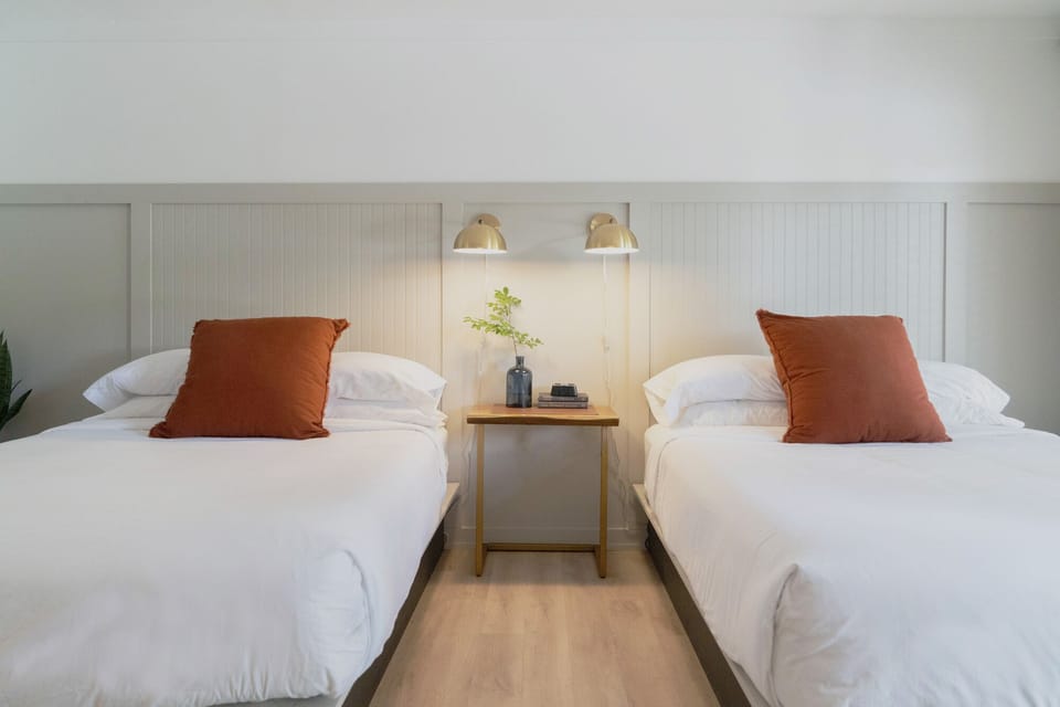 2 Queen Beds #2
