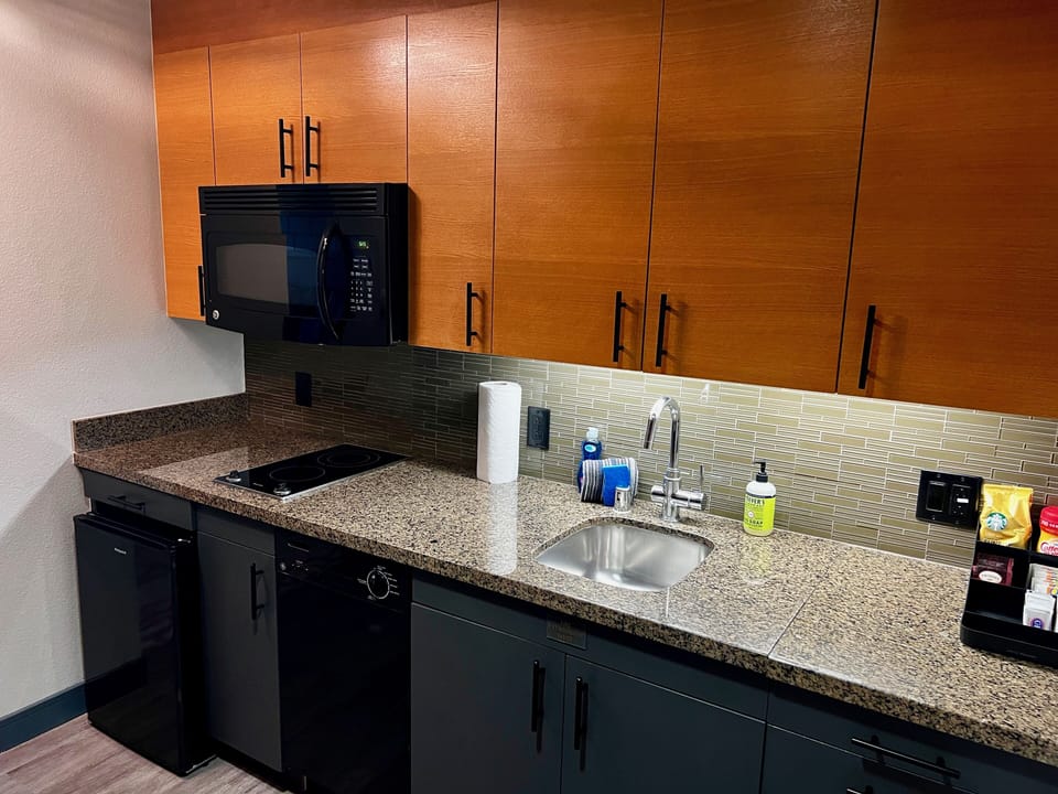 Kitchenette 