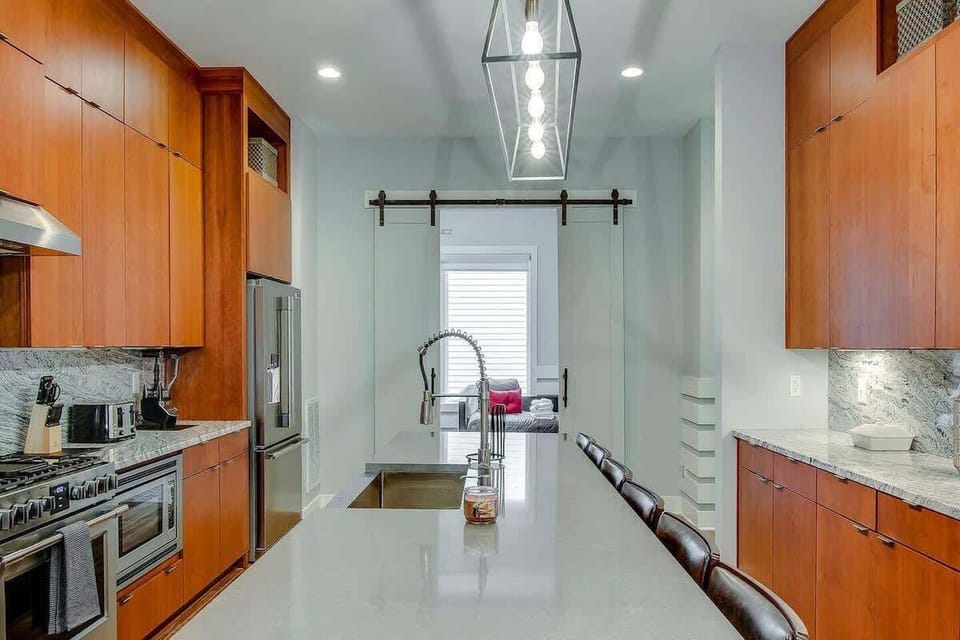 Large kitchen big enough for the whole group!
