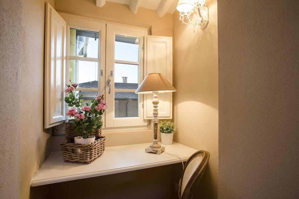 House | 1 bedroom, desk, iron/ironing board, WiFi