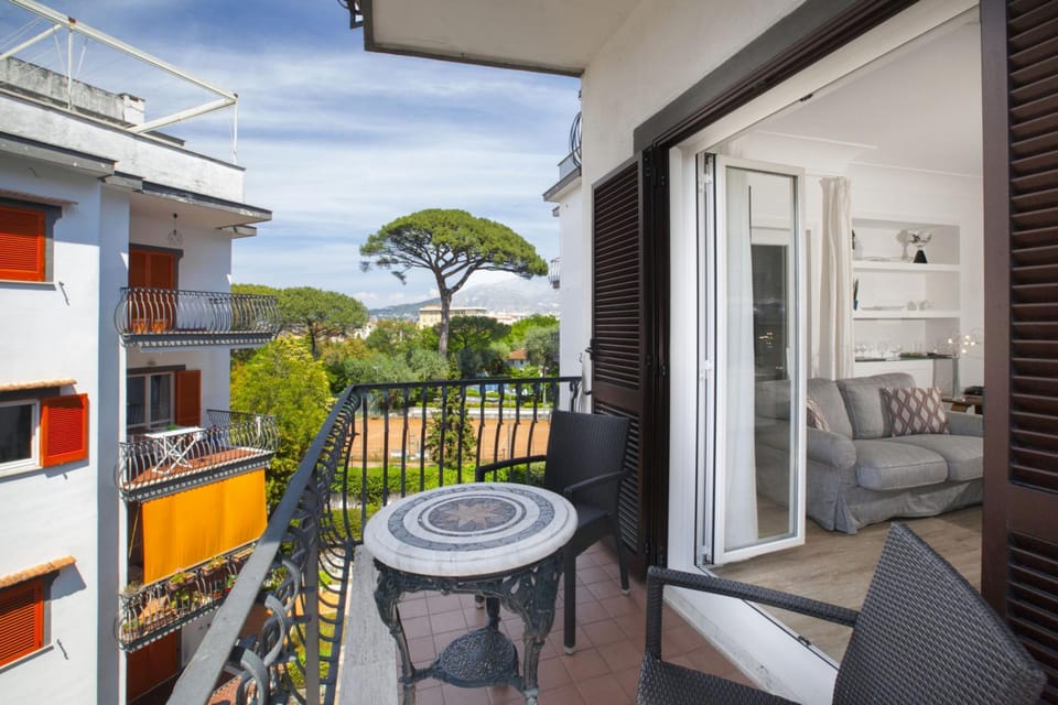 House, Smoking | 4 bedrooms