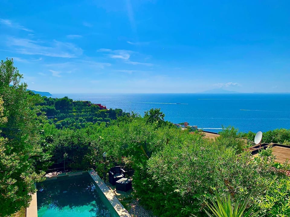 House, Smoking | 4 bedrooms, WiFi