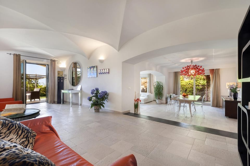 House, Smoking | 6 bedrooms