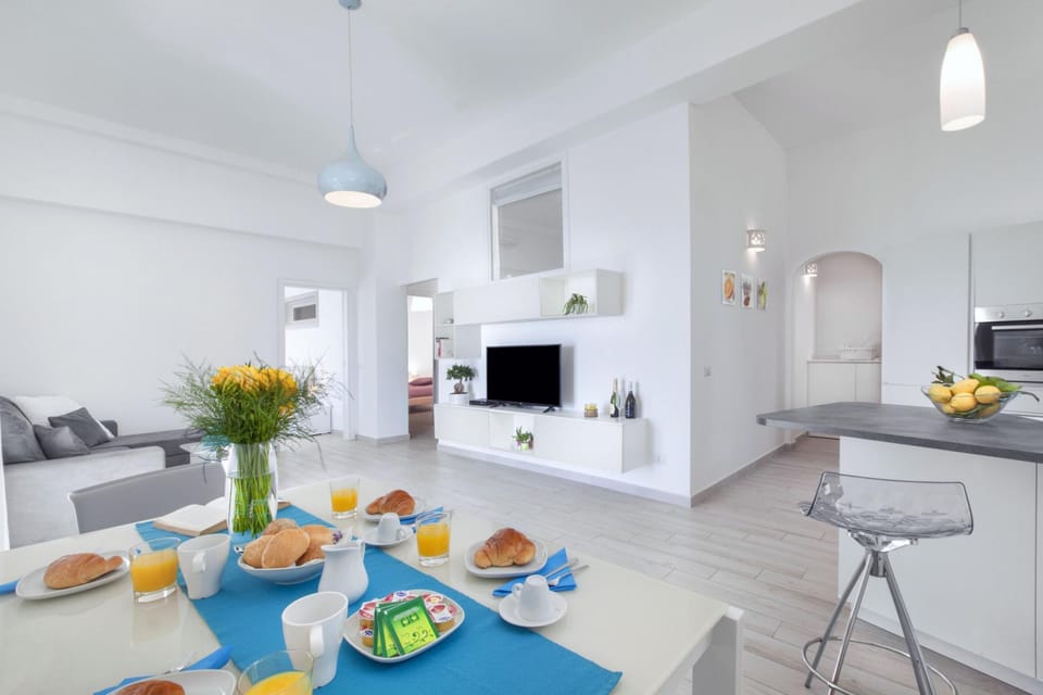 House, Smoking | 3 bedrooms