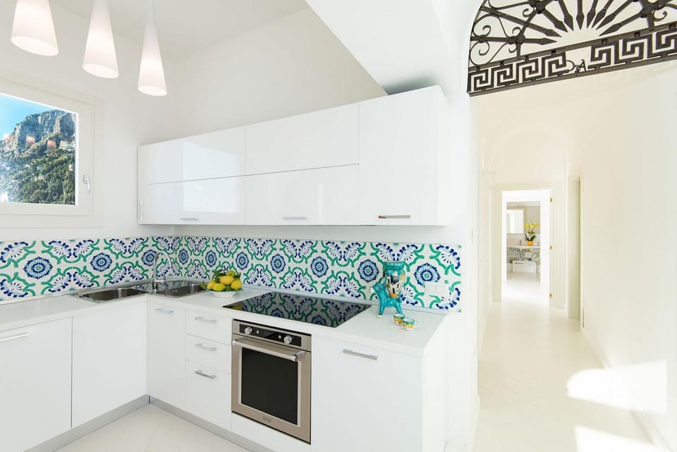 House, Smoking | 4 bedrooms, iron/ironing board, WiFi