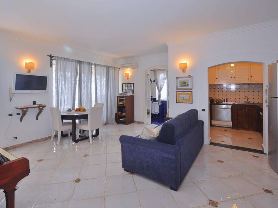 House | 2 bedrooms, iron/ironing board