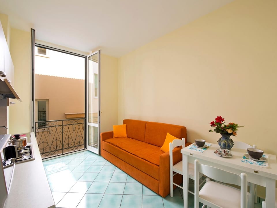 House | 1 bedroom