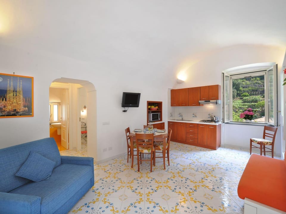 House | 1 bedroom