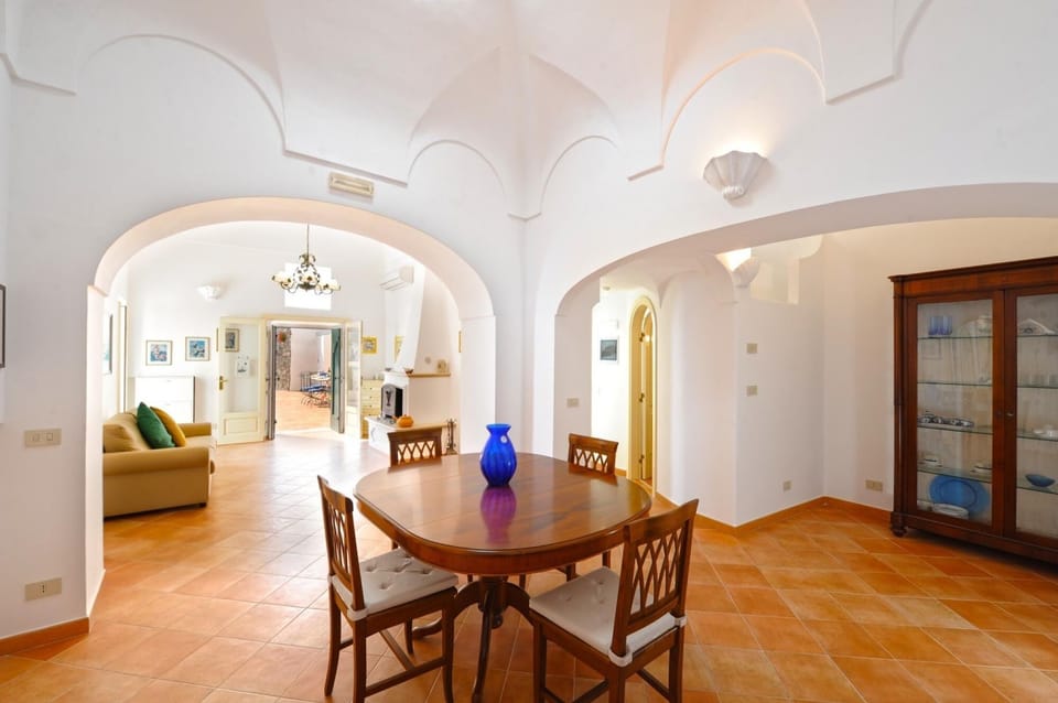 House | 5 bedrooms
