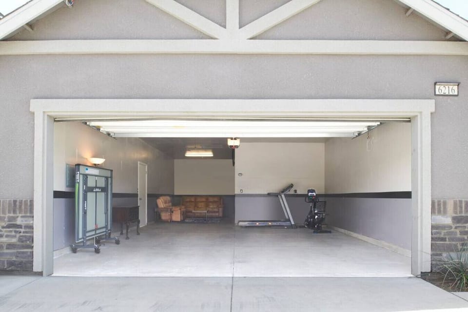 Spacious and lovely home- Garage