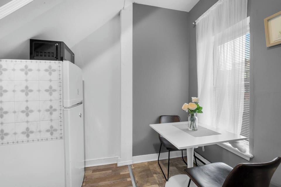 Elegant dining area with seating, perfect for enjoying meals together.