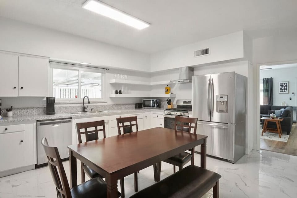 Fully equipped kitchen and Dining area.