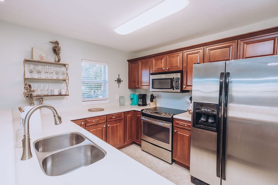 Fully stoked kitchen