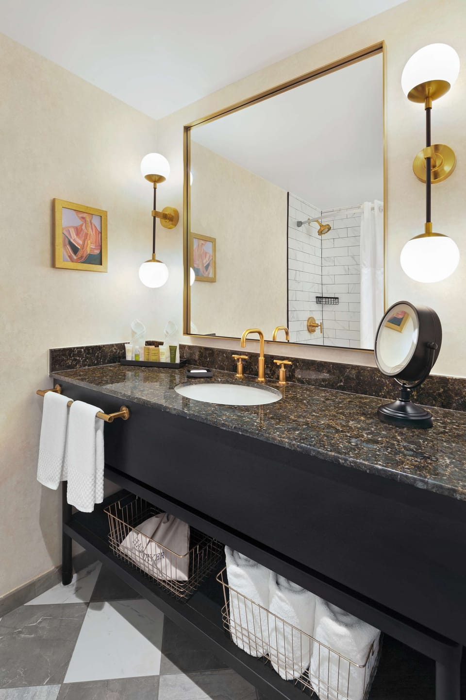 Combined shower/tub, eco-friendly toiletries, hair dryer, towels