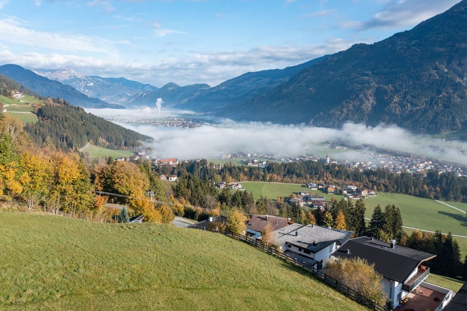 Panoramablick auf das Zillertal richtig Talanfang