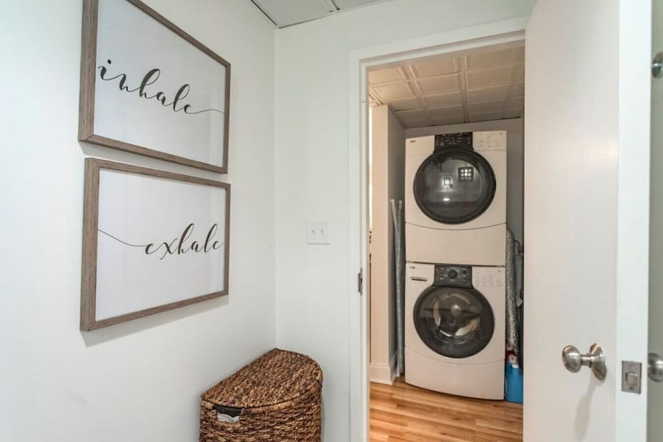 Washer & dryer in the unit.