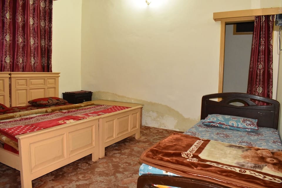 Quadruple Room | WiFi (free)
