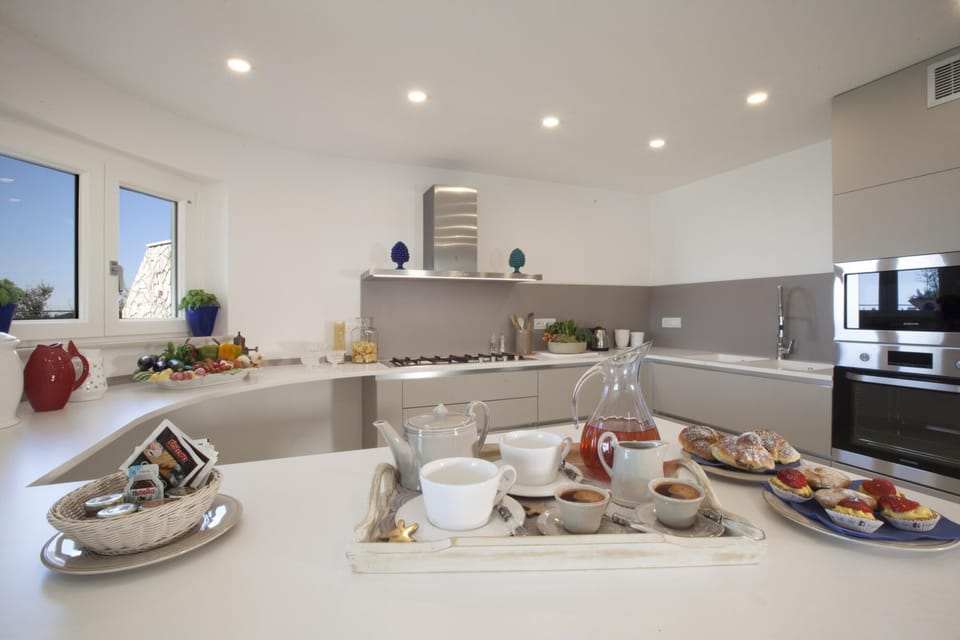 House, Smoking | 5 bedrooms, iron/ironing board, WiFi