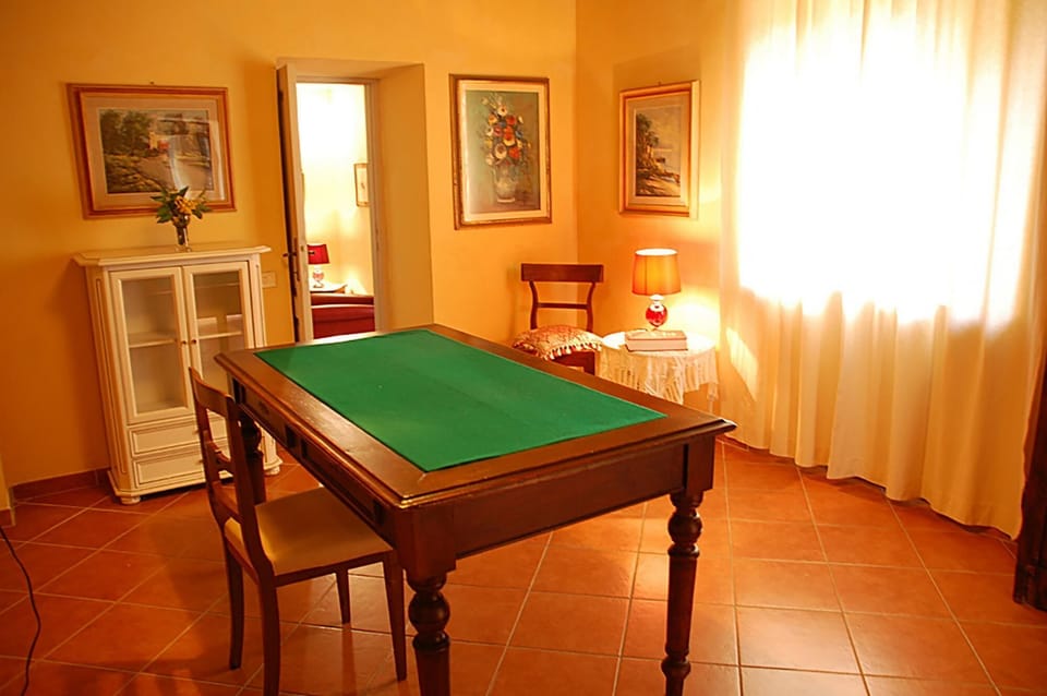 House, Smoking | 14 bedrooms, WiFi