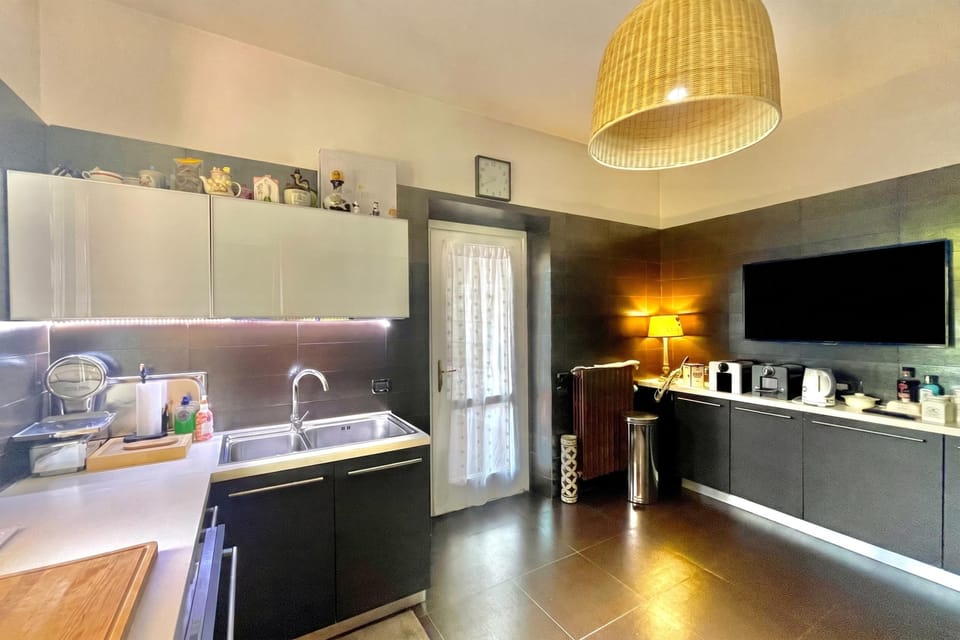 Family Villa, Multiple Bedrooms, 2 Bathrooms (Villa Alice) | Private kitchen | Fridge, microwave, oven, stovetop