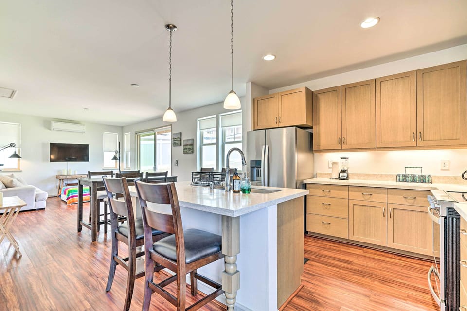 Kitchen | Cooking Basics Provided