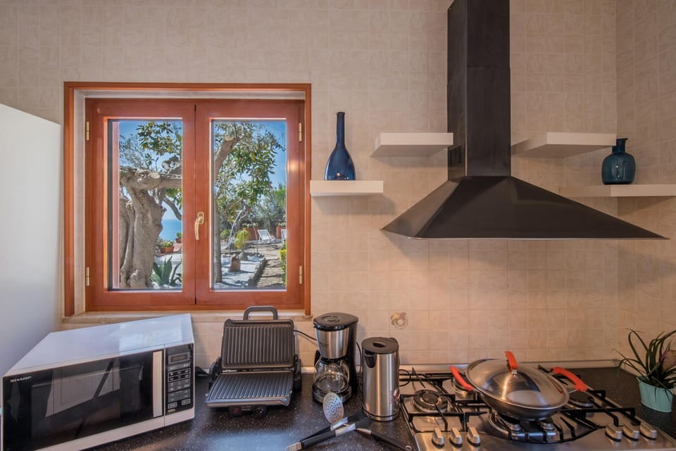 House, Smoking | 4 bedrooms
