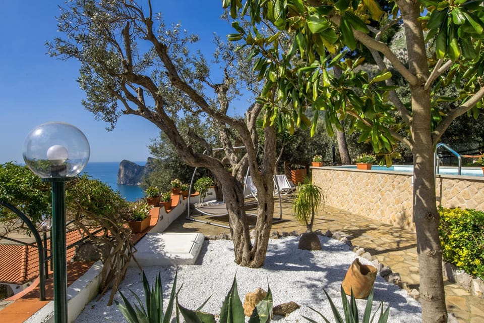 House, Smoking | 4 bedrooms