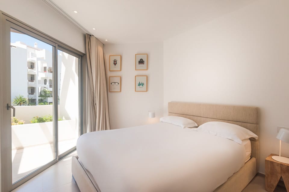 Spacious bedroom with terrace
