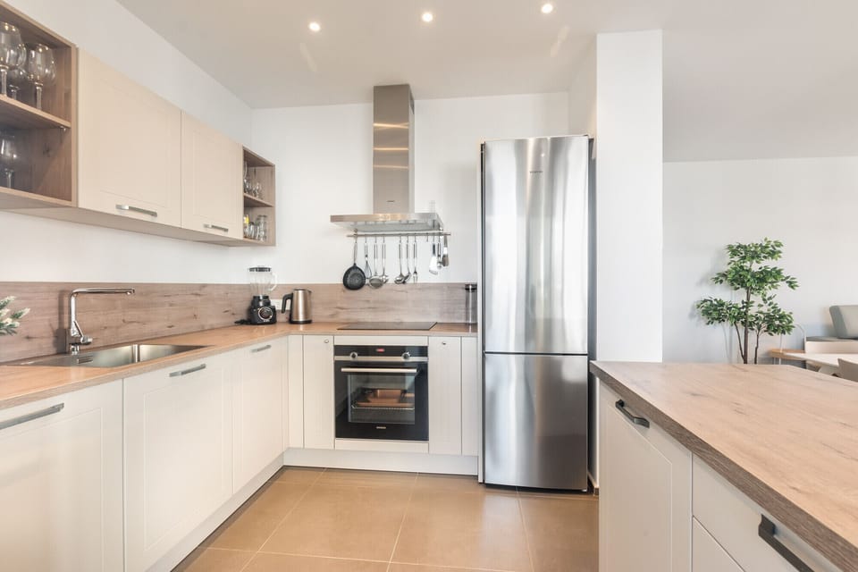 Fully equipped kitchen