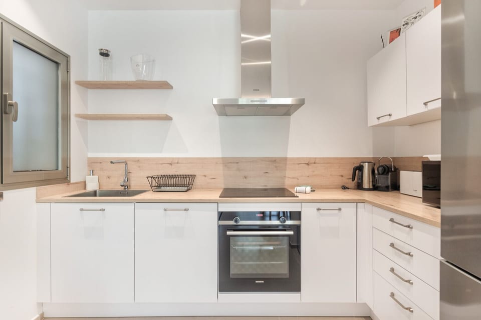 Fully equipped kitchen