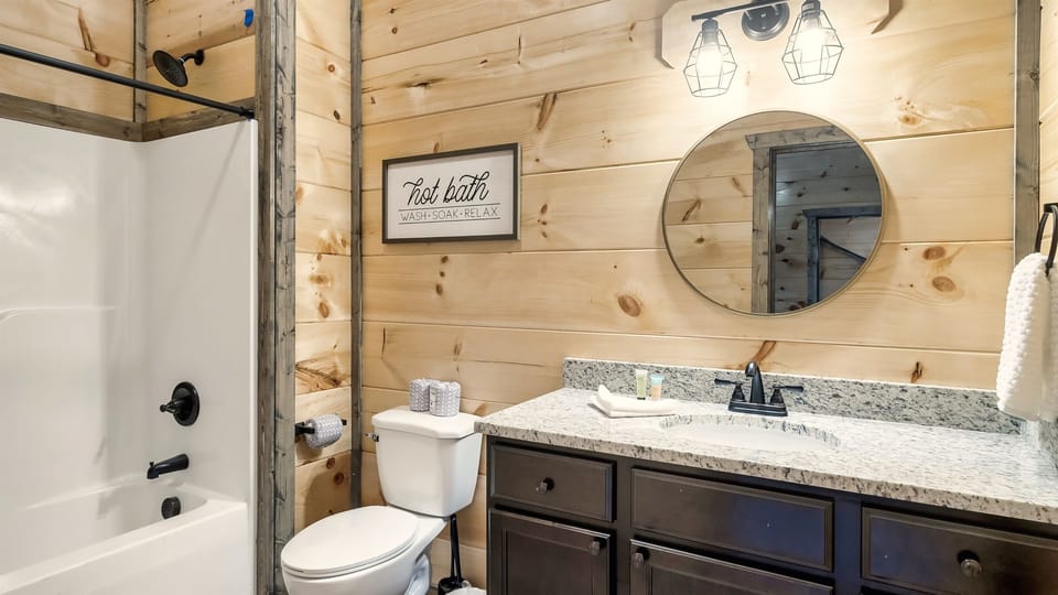 The bathroom in the cabin. No frills, no fuss and a whole lot of comfort.