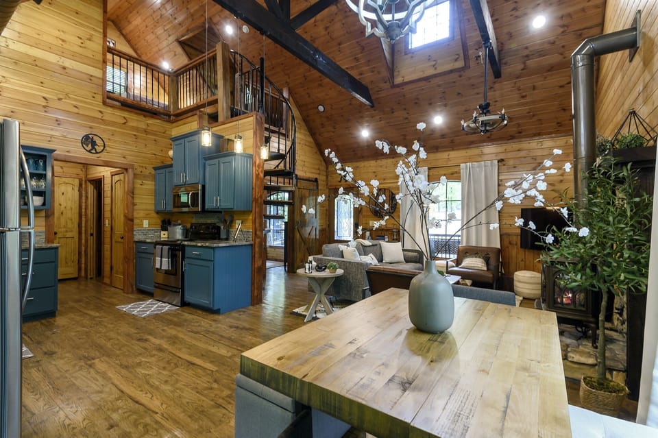 Rustic Charm, Elevated Comfort — The Perfect Setting for Food, Fun, and Fireside Chats