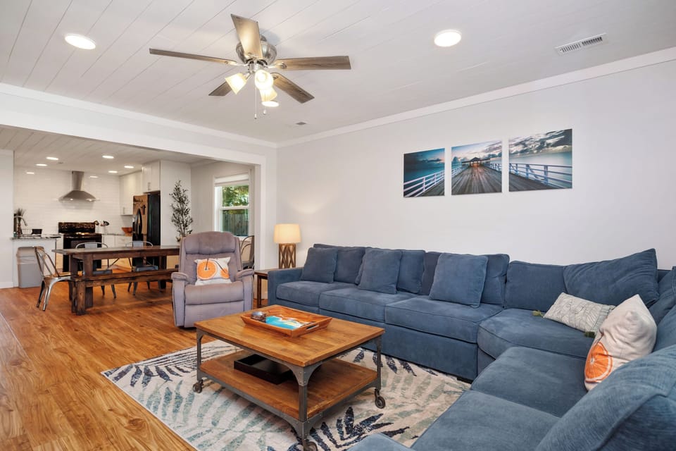 Living Room - Northeast