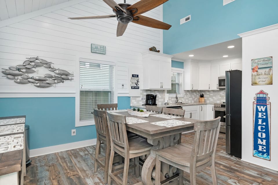 Dining Area - Southwest