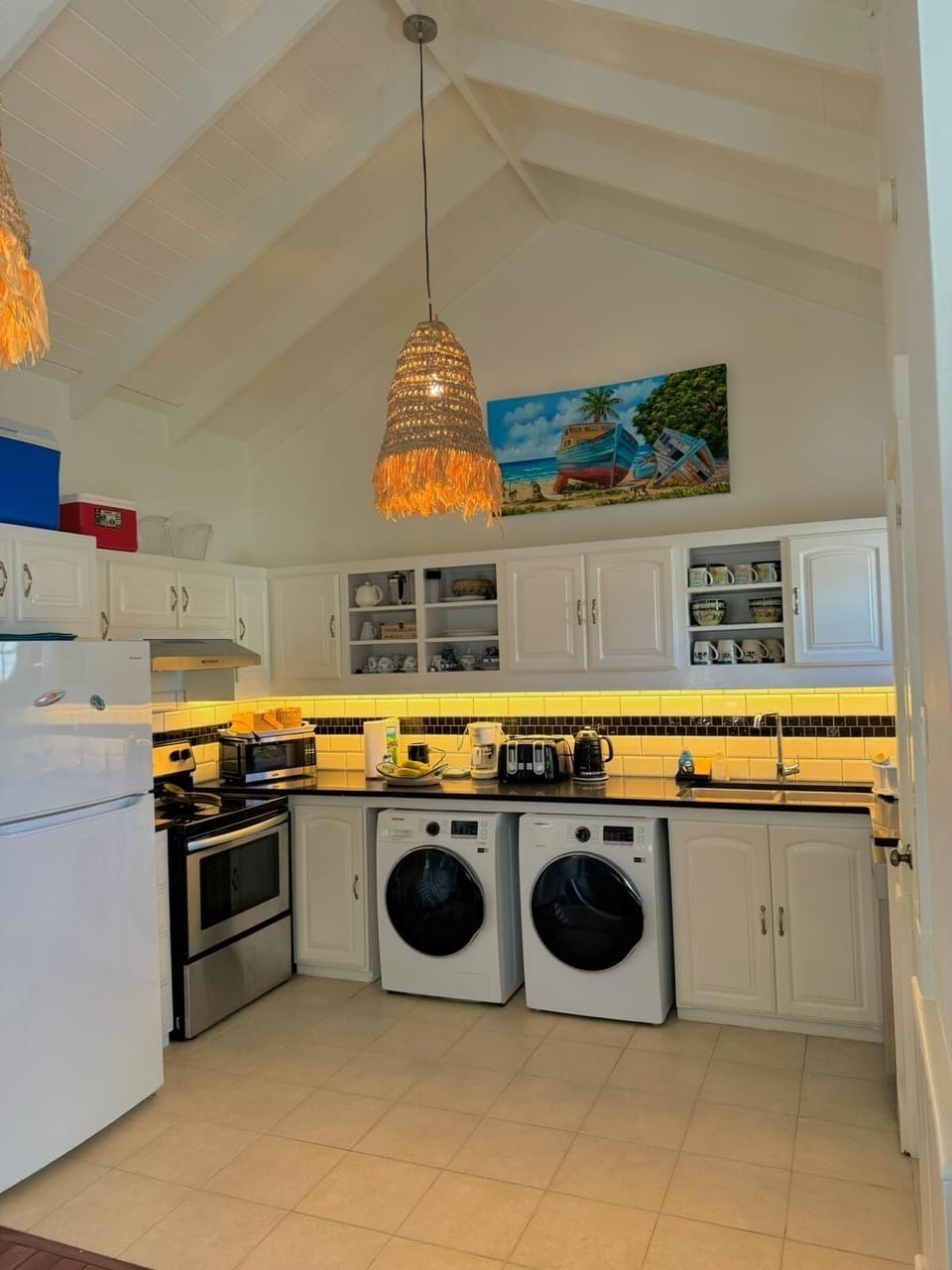 Fully Equipped kitchen everything you need for your holiday. 