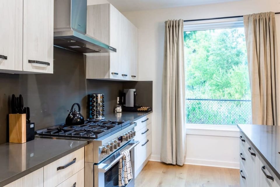 Spacious And Fully Equipped Kitchen