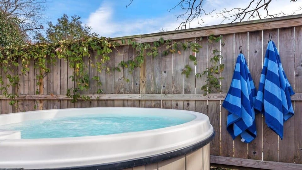 Hot Tub