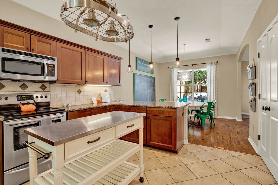 Private kitchen