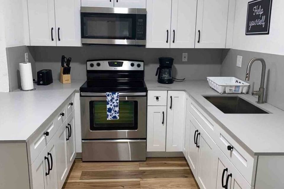 Open Concept Fully Equipped Kitchen