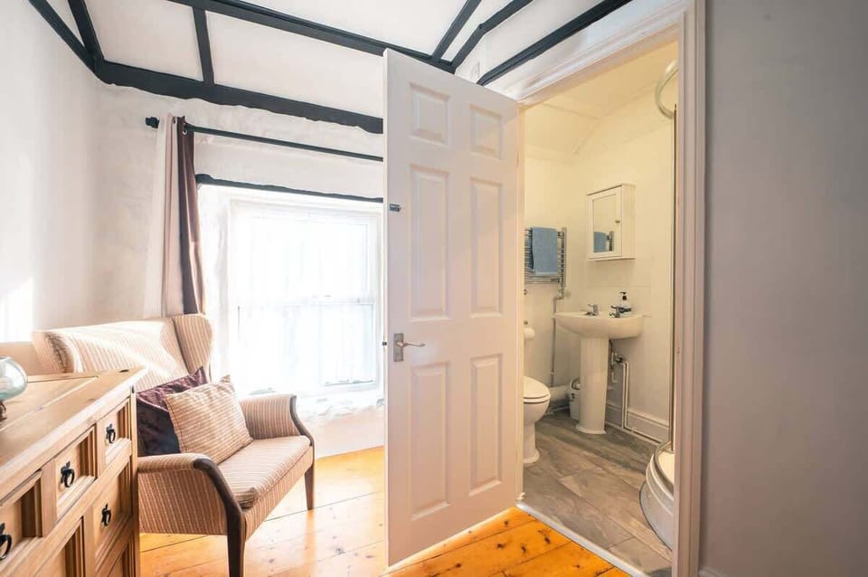 Master bedroom has an ensuite