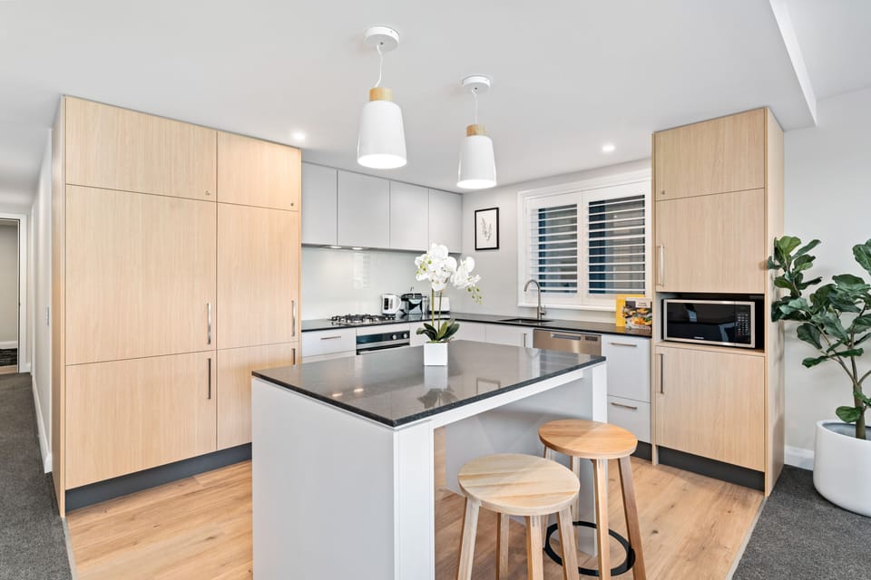 Apartment | Private kitchen | Full-size fridge, microwave, oven, stovetop