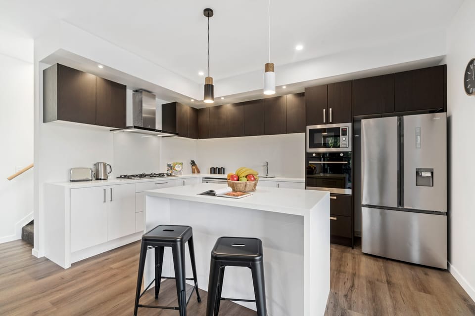 Duplex | Private kitchen | Full-size fridge, microwave, oven, stovetop