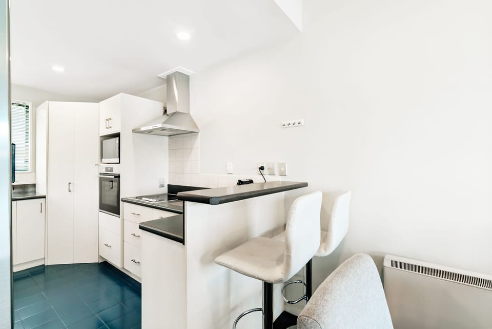 Apartment | Private kitchen | Full-size fridge, microwave, oven, stovetop